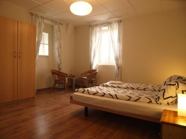 Hotel Garni Villa Carmen Ла Ньоввил Стая снимка